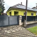 Star Street Holiday home Mosonmagyarovar